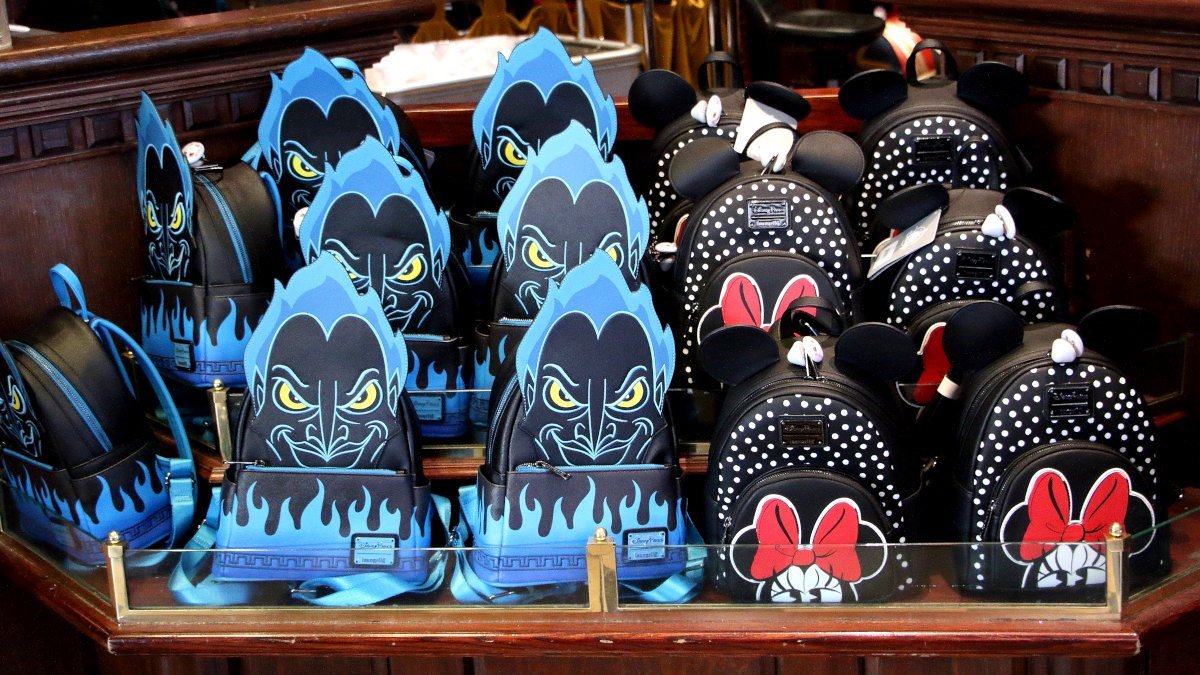 Peut-on acheter des sacs Loungefly à Disneyland Paris ?