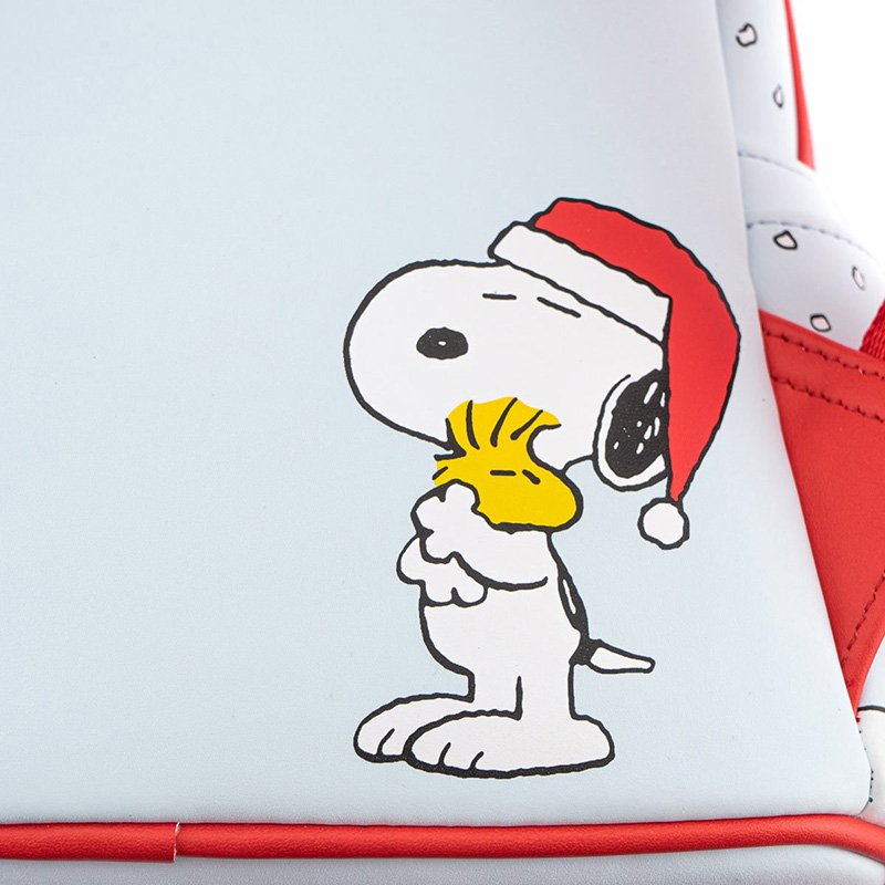 Gift Giving Snoopy & Woodstock